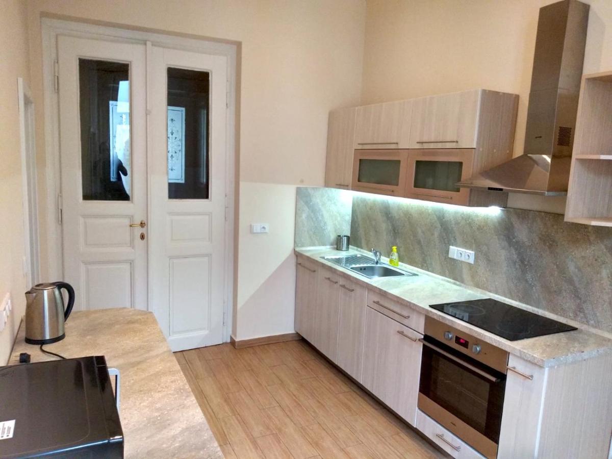 Valentine'S National Museum Apartments Prague Luaran gambar